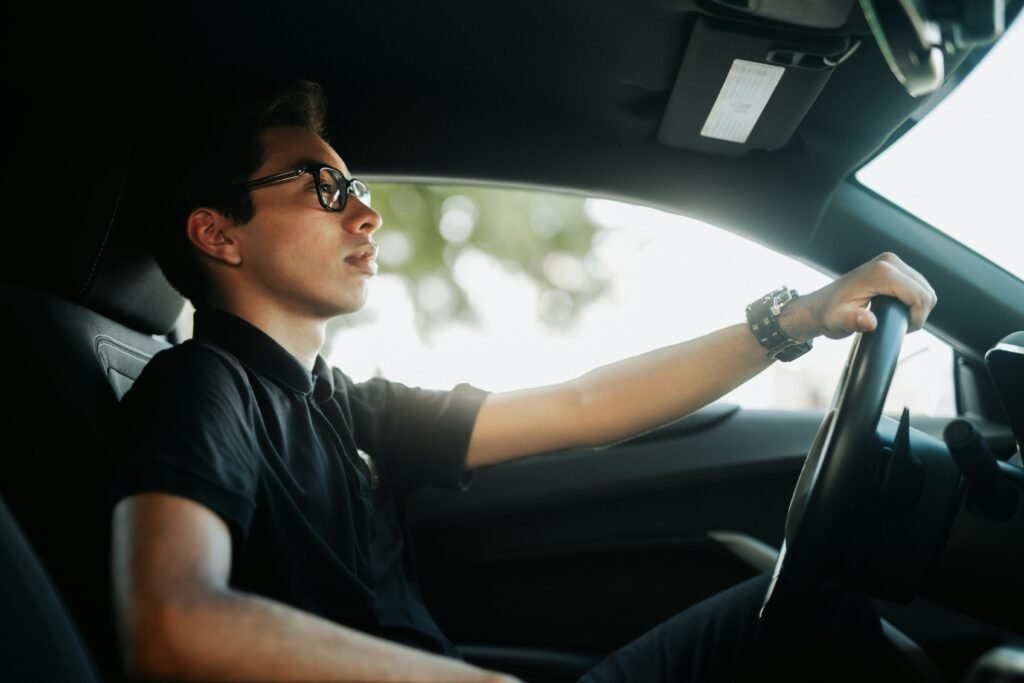 qu'est-ce qu'un jeune conducteur pour les assureurs